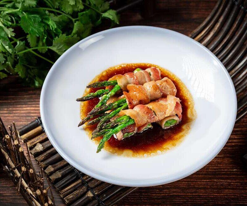 A8 Grapefruit Bacon Asparagus Rolls